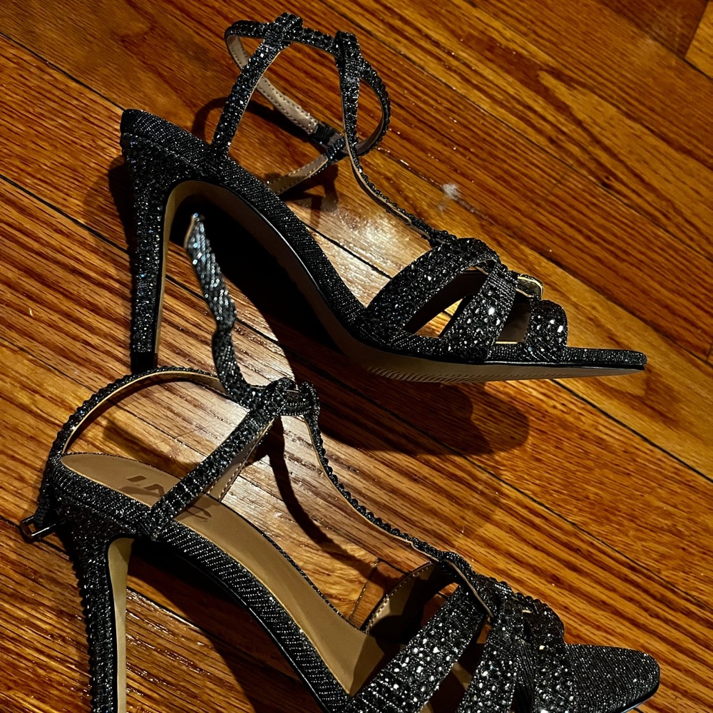 Inc new heels - Picture 2 of 2